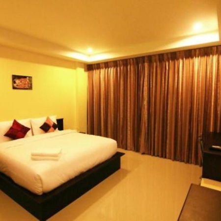 Nicha Residence Kamala Beach Buitenkant foto