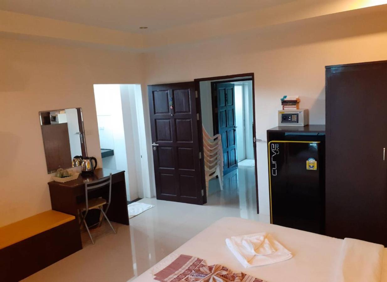 Nicha Residence Kamala Beach Buitenkant foto