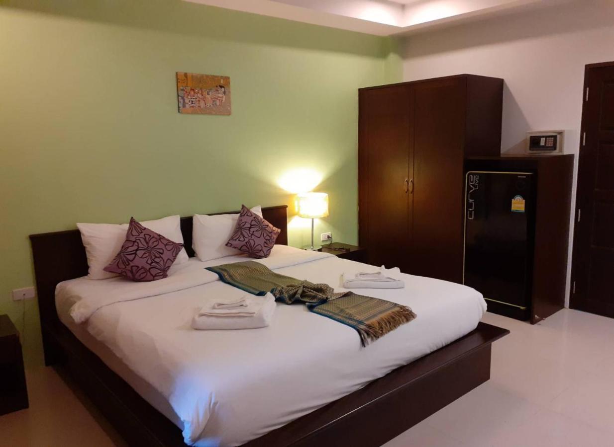 Nicha Residence Kamala Beach Buitenkant foto