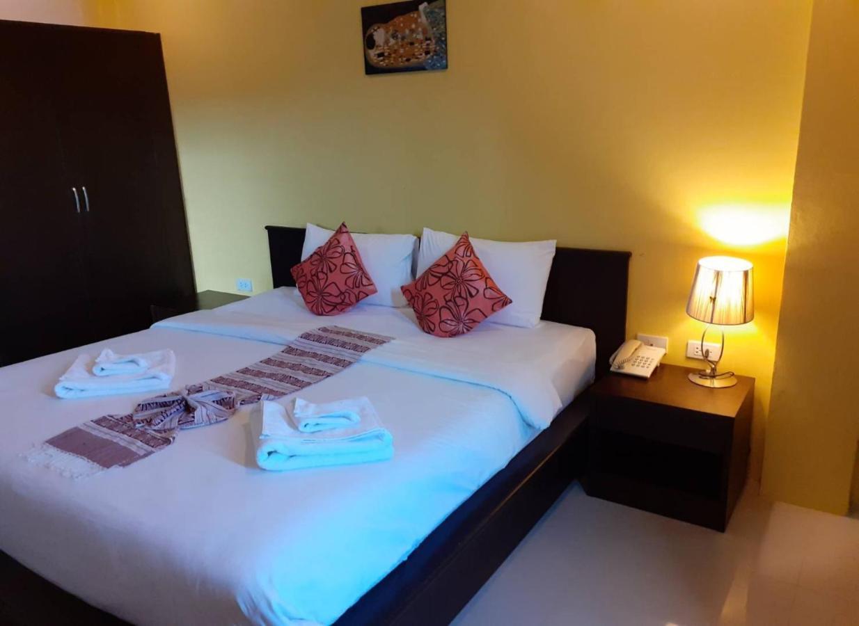 Nicha Residence Kamala Beach Buitenkant foto