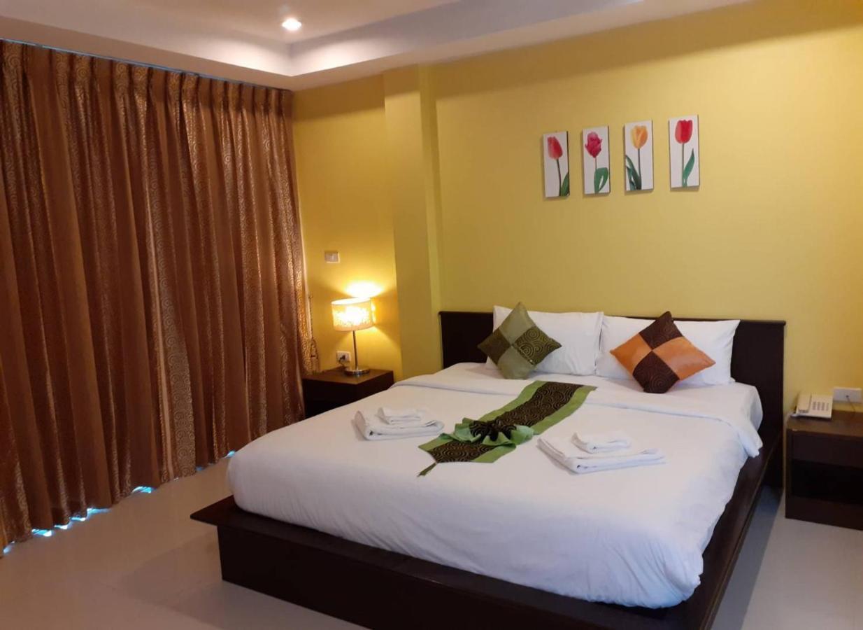Nicha Residence Kamala Beach Buitenkant foto