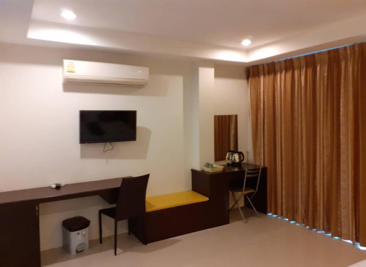 Nicha Residence Kamala Beach Buitenkant foto