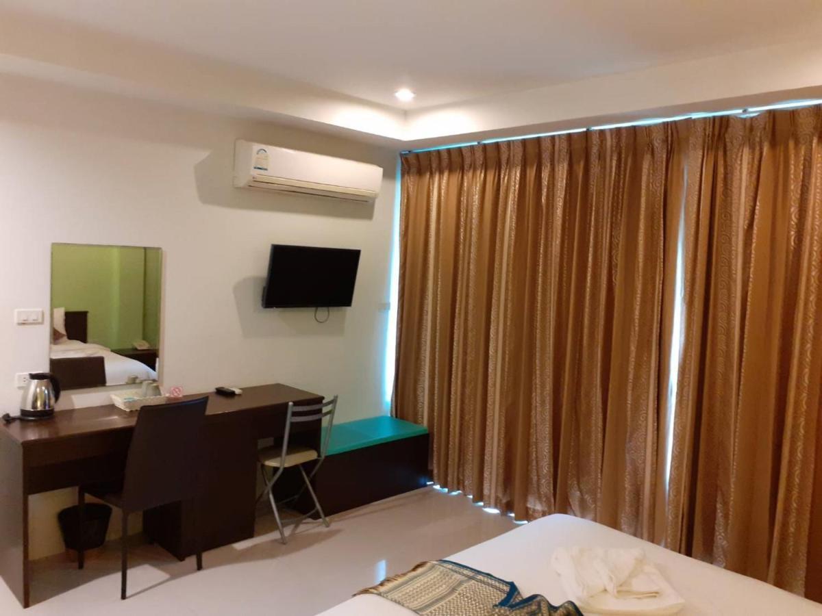 Nicha Residence Kamala Beach Buitenkant foto